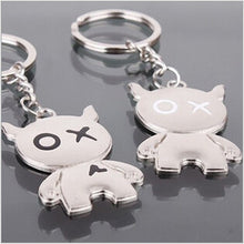 Keychain cartoon key ring holder on valentine car