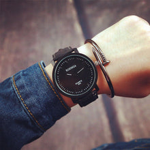 Big Steel Case Men women Couple Leather band Quartz